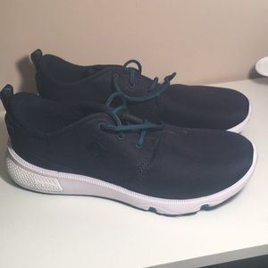 Navy sperry tennis shoes